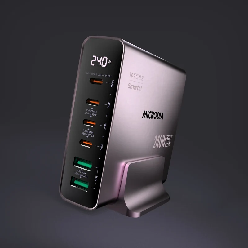 Cargador SMARTCube™ Vision 240W GaN Pro con pantalla de potencia, 3 puertos USB-C PD3.1 + USB-A