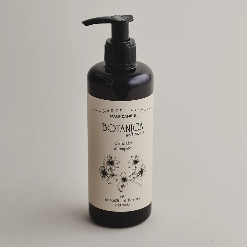 Šampon na vlasy Botanica 300 ml